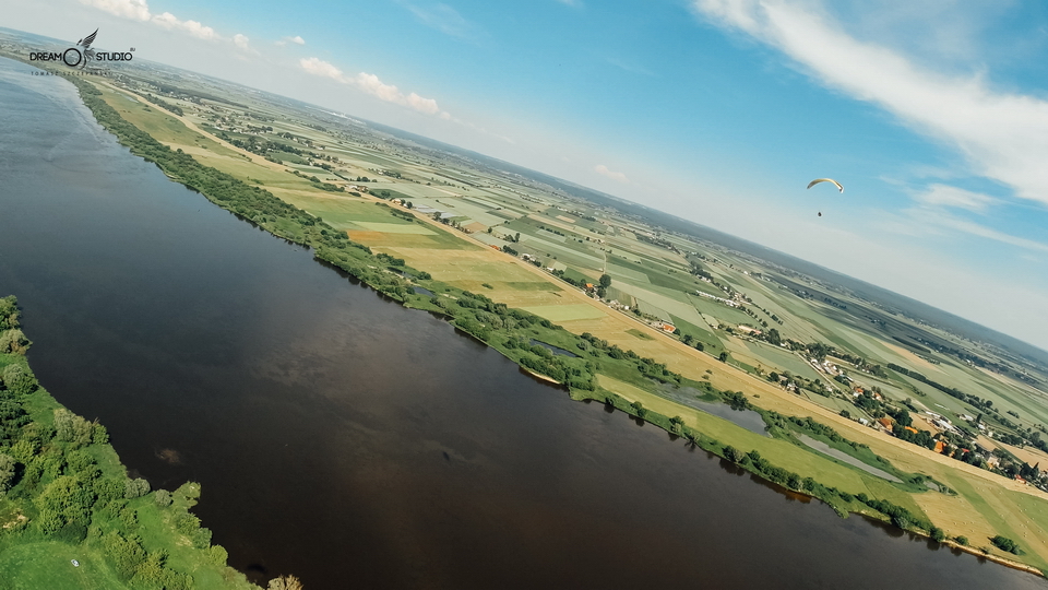 DJI 0009 001.MP4 snapshot 03.18 [2020.06.25 20.19.02]